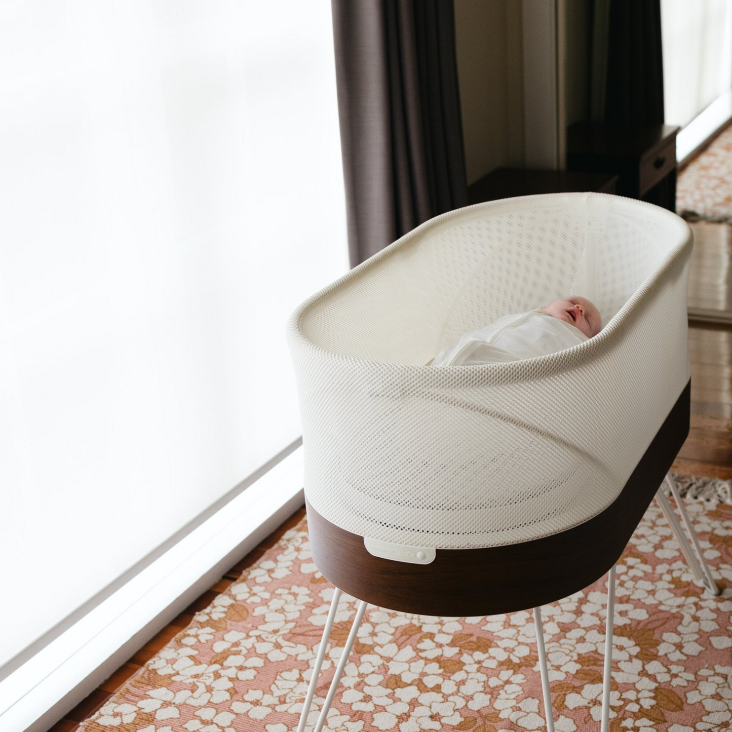 Snoo Bassinet Hire (BOND INCLUDED IN PRICE)