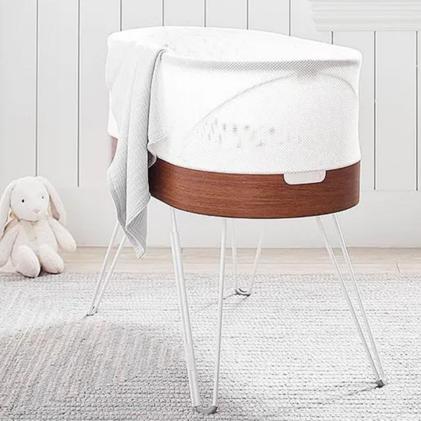Snoo Bassinet Hire (BOND INCLUDED IN PRICE)