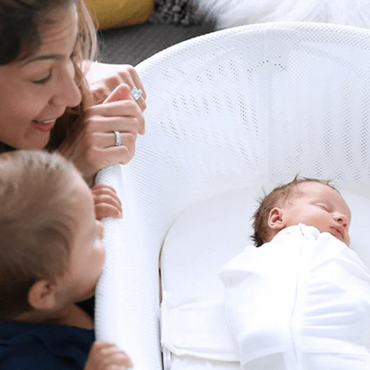 Snoo Bassinet Hire (BOND INCLUDED IN PRICE)